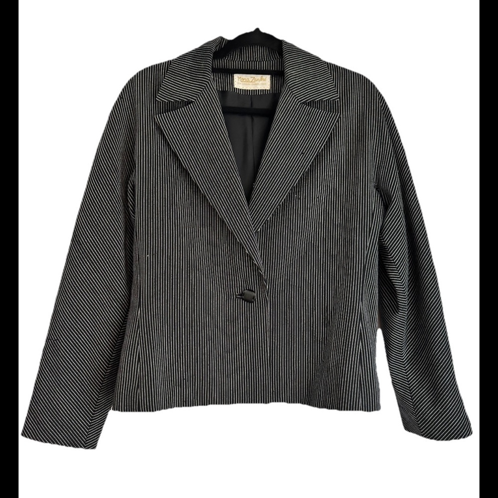 DAVID HAYES Vintage Designer 90’s Striped Black/White cropped blazer Sz 10